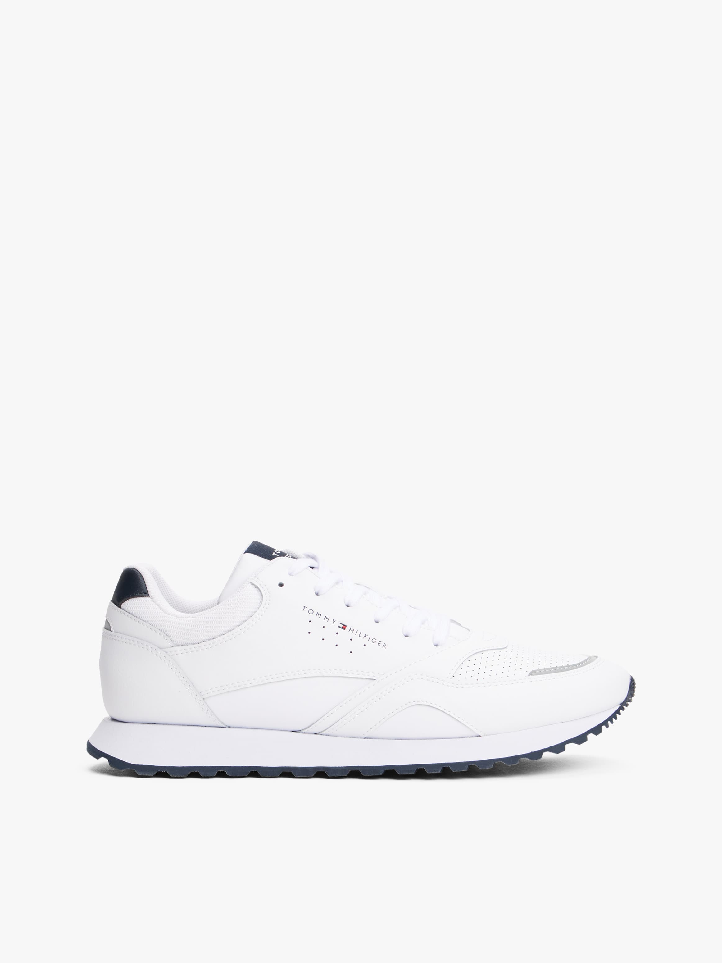 Contrast Heel Logo Cleat Trainers with Leather