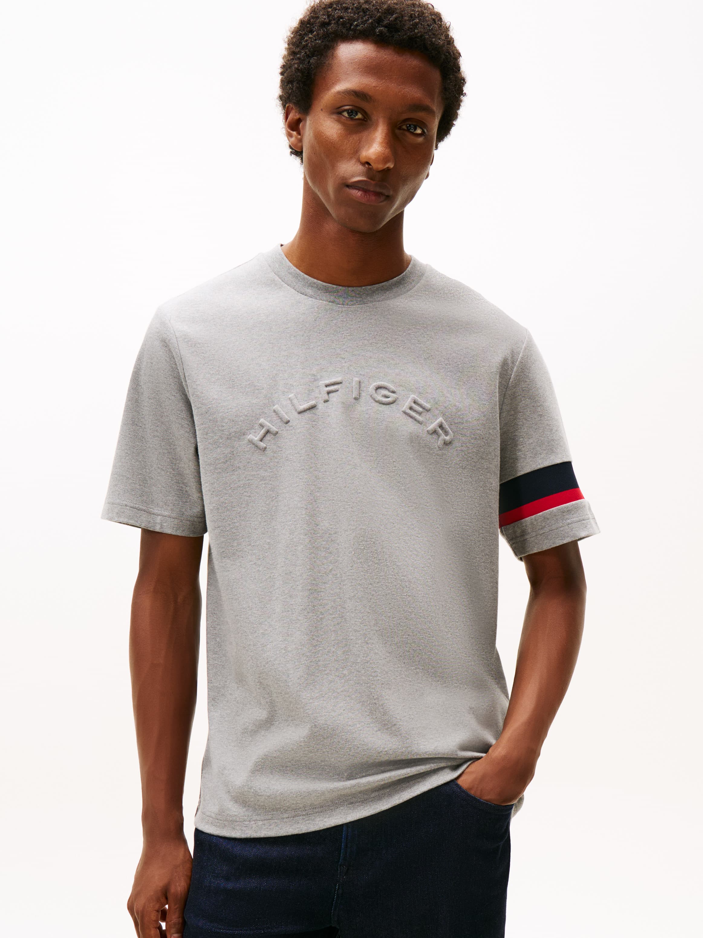 Colour-Blocked Sleeve Interlock Knit T-Shirt