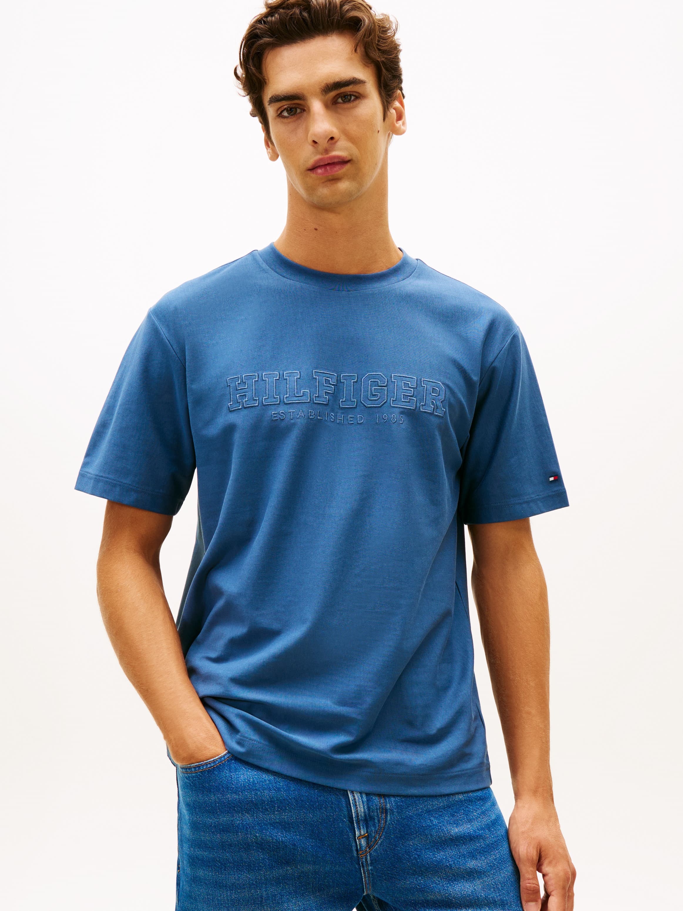 Logo Embroidery Relaxed Crew Neck T-Shirt
