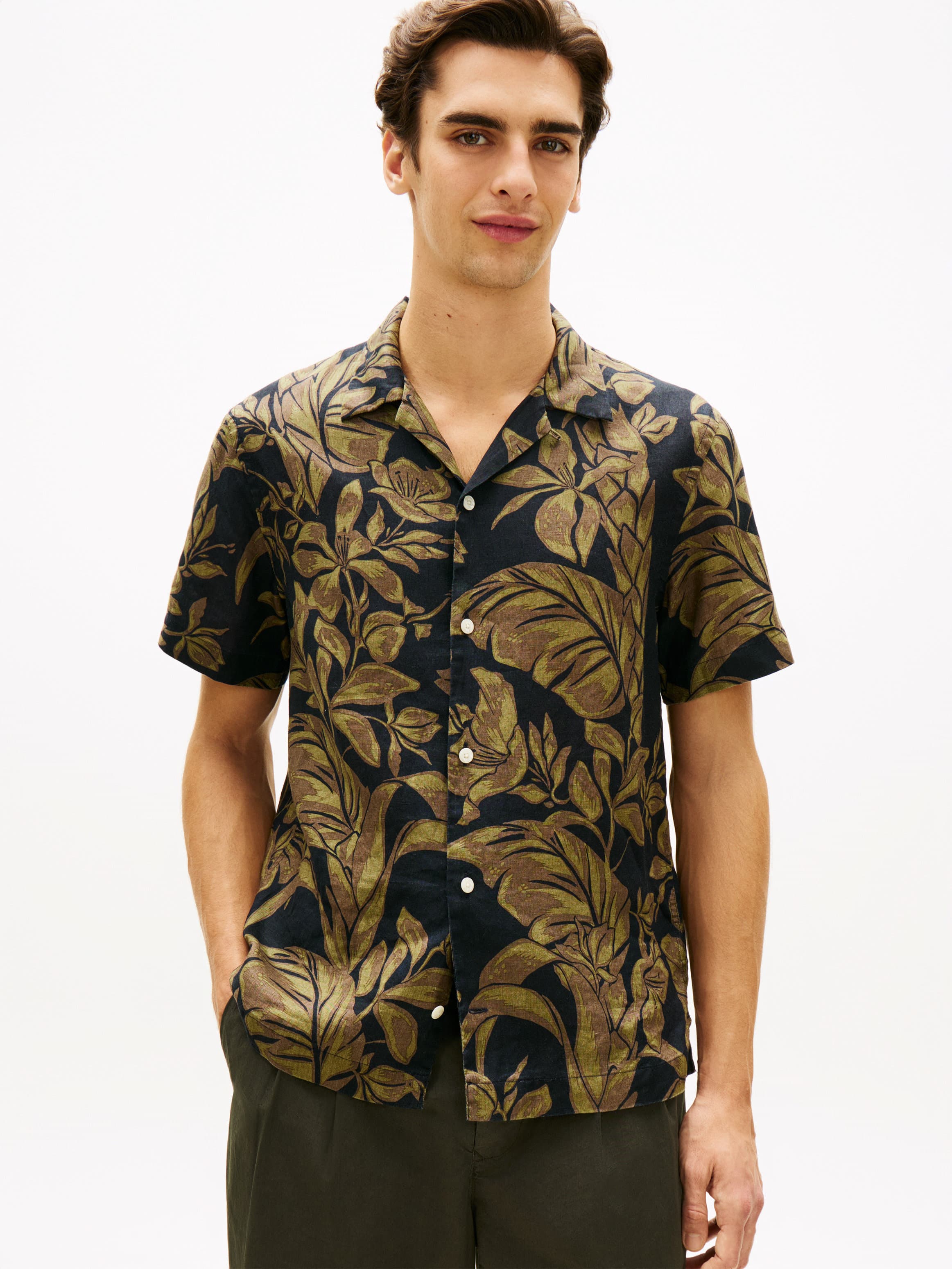 Regular Fit Floral Print Linen Short Sleeve Shirt